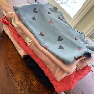 Lot of 6 items for baby 3-6 months